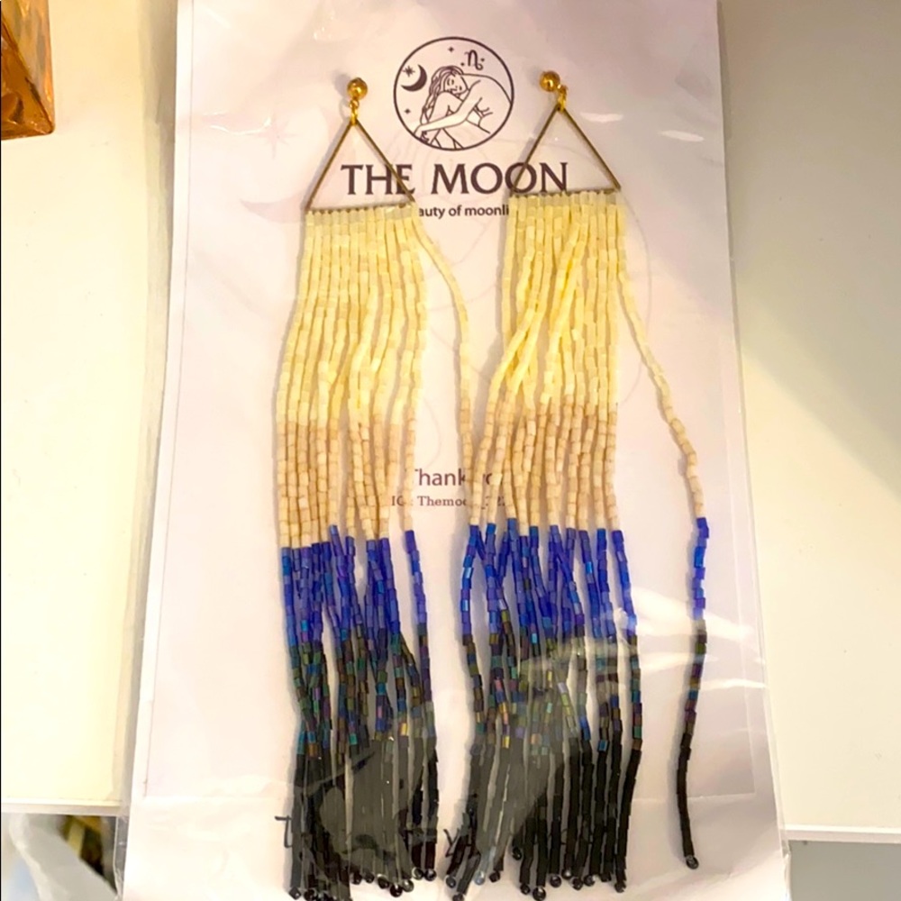 Jewelry and clothing for women 👓💍🕶👗